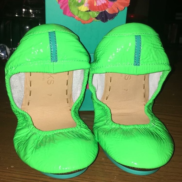 galactic green tieks